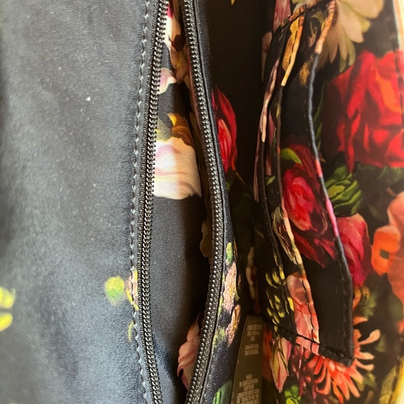 Ted Baker - Elegant Gold Chain Handbag - Picture 2 of 7